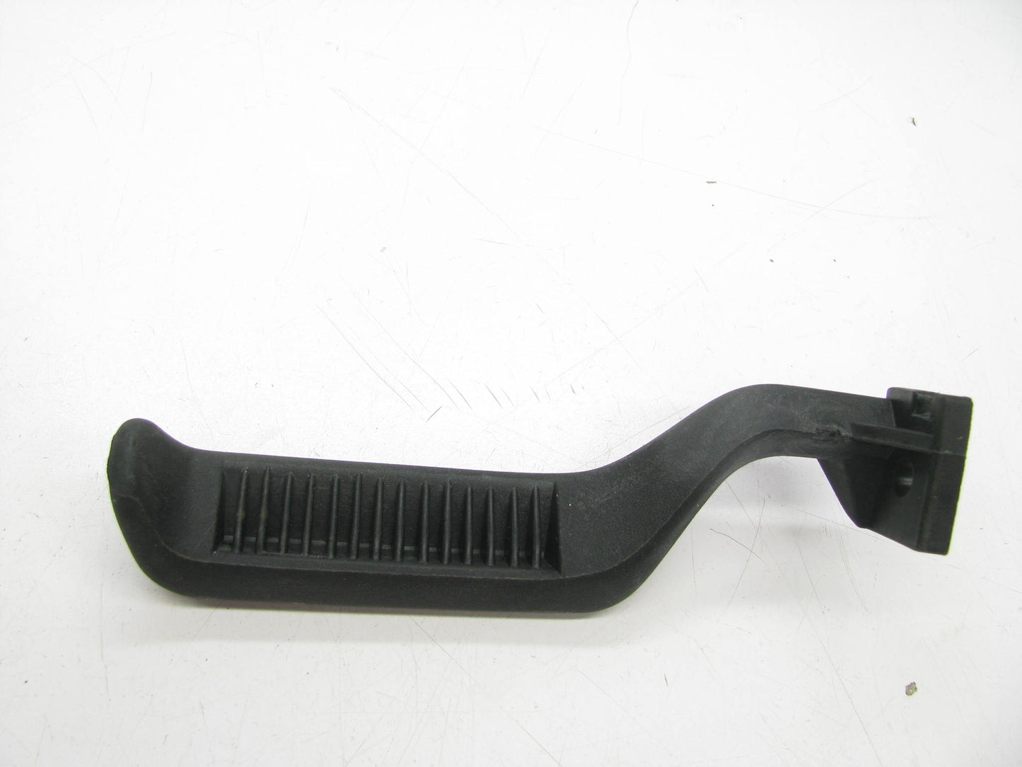 NEW AFTERMARKET Passenger Right Side Interior Door Handle FO1353107