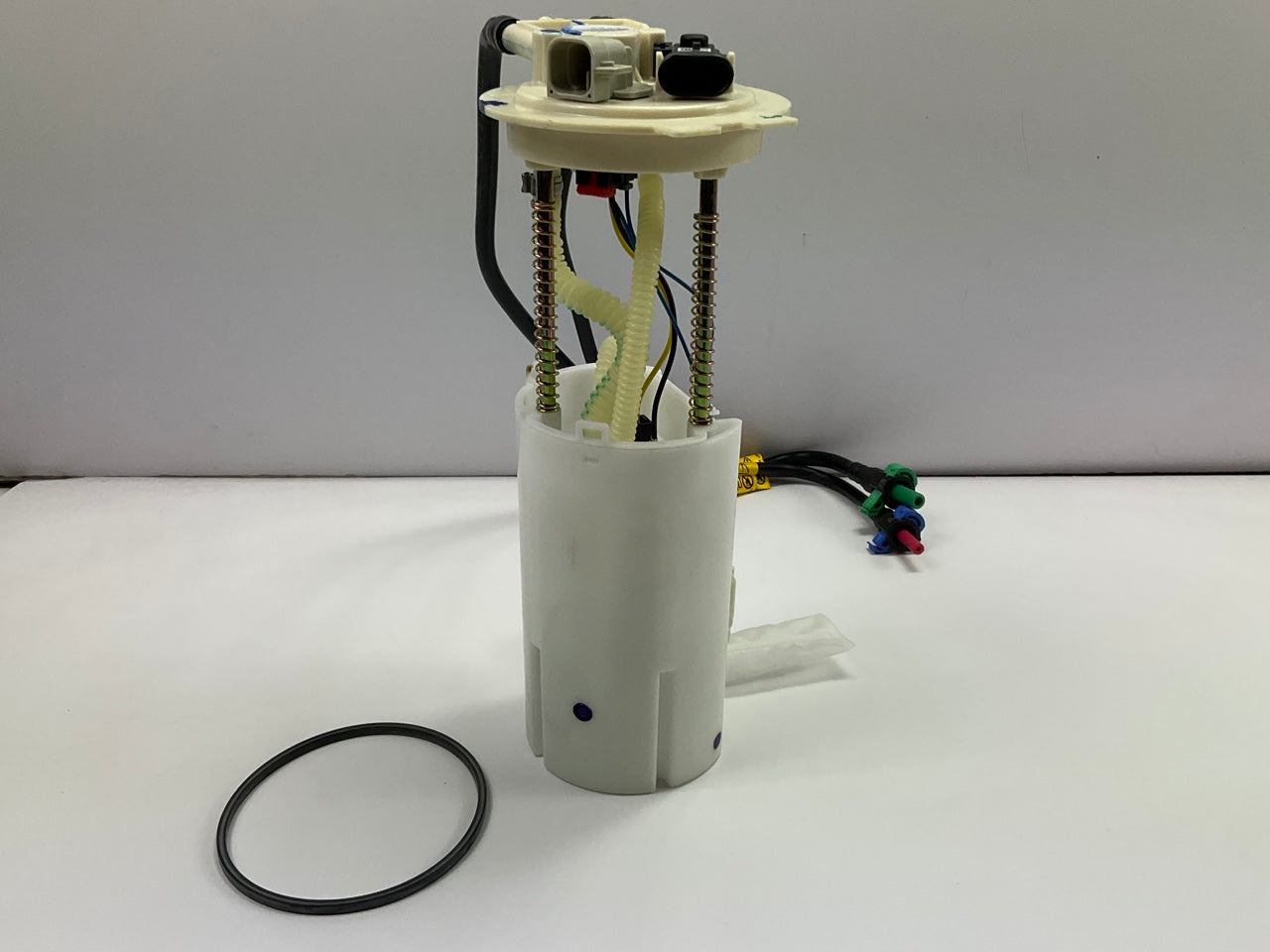 NEW UNBOXED Aftermarket FP22008S Fuel Pump Module