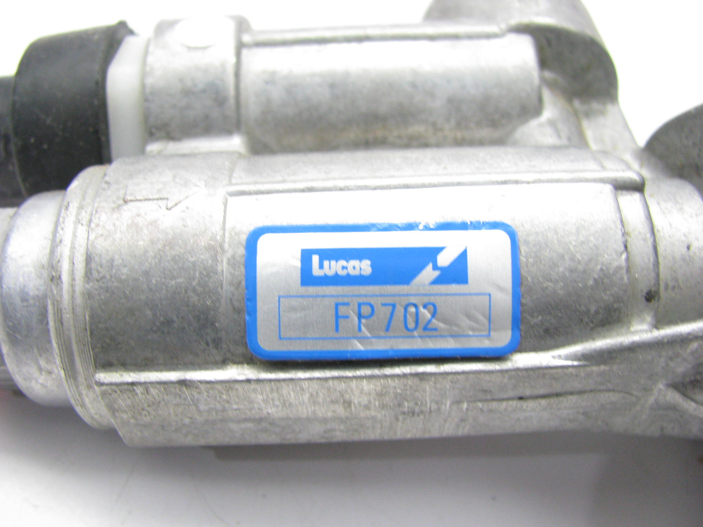 NEW - UNBOXED Lucas FP702 Fuel Feed Pump 4BT 3.9L Cummins 3918076 - MISSING ROD