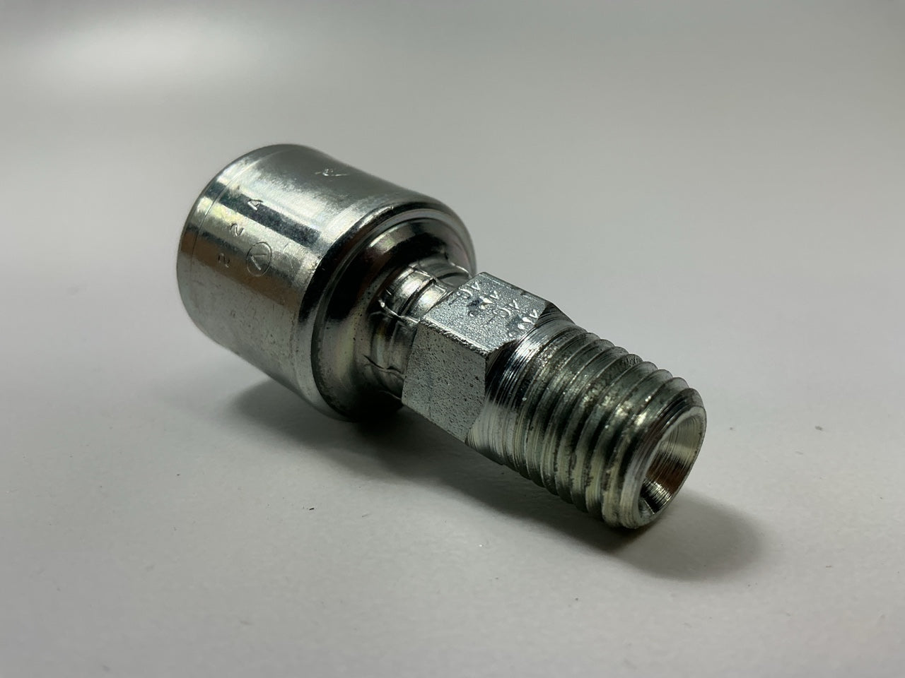 UNBOX Gates G25100-0404 Hydraulic Hose Fitting Coupler 1/4'' Hose 1/4 - 18 Thread