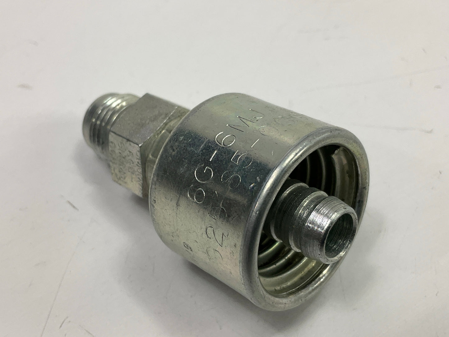 G25165-0606 3/8'' ID Hydraulic Hose End Fitting Coupler MegaCrimp 6G-6MJ