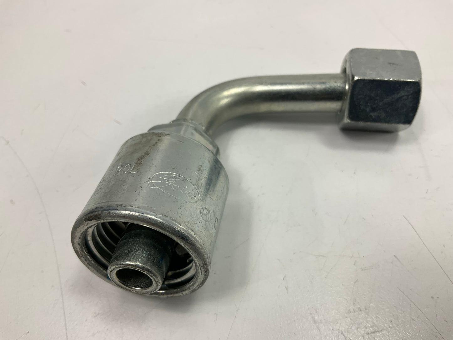 Gates G25181-0808 Female JIC 37 Swivel 90 Hydraulic Fitting 1/2'' Hose X 3/4-16