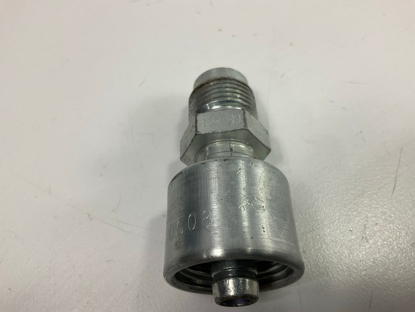 NEW - UNBOXED G25195-0608 Male SAE 45° Flare Hydraulic Fitting, 3/8'' - 6G-8MS