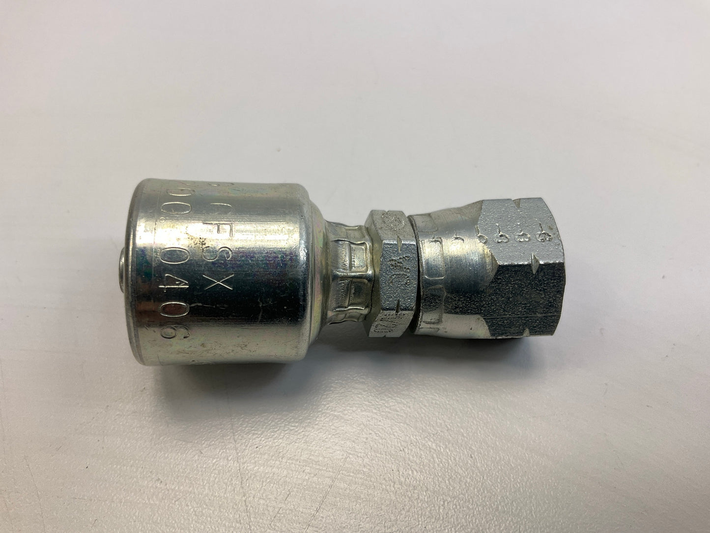 BULK PACKED Gates G25200-0406 Female SAE 45° Flare Swivel Hydraulic Fitting 1/4''