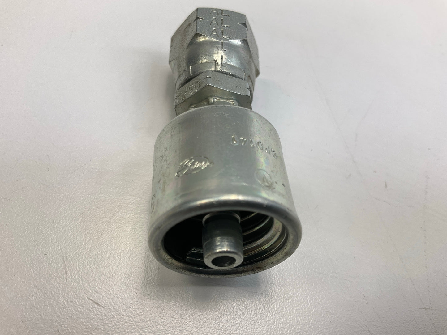 BULK PACKED Gates G25200-0406 Female SAE 45° Flare Swivel Hydraulic Fitting 1/4''