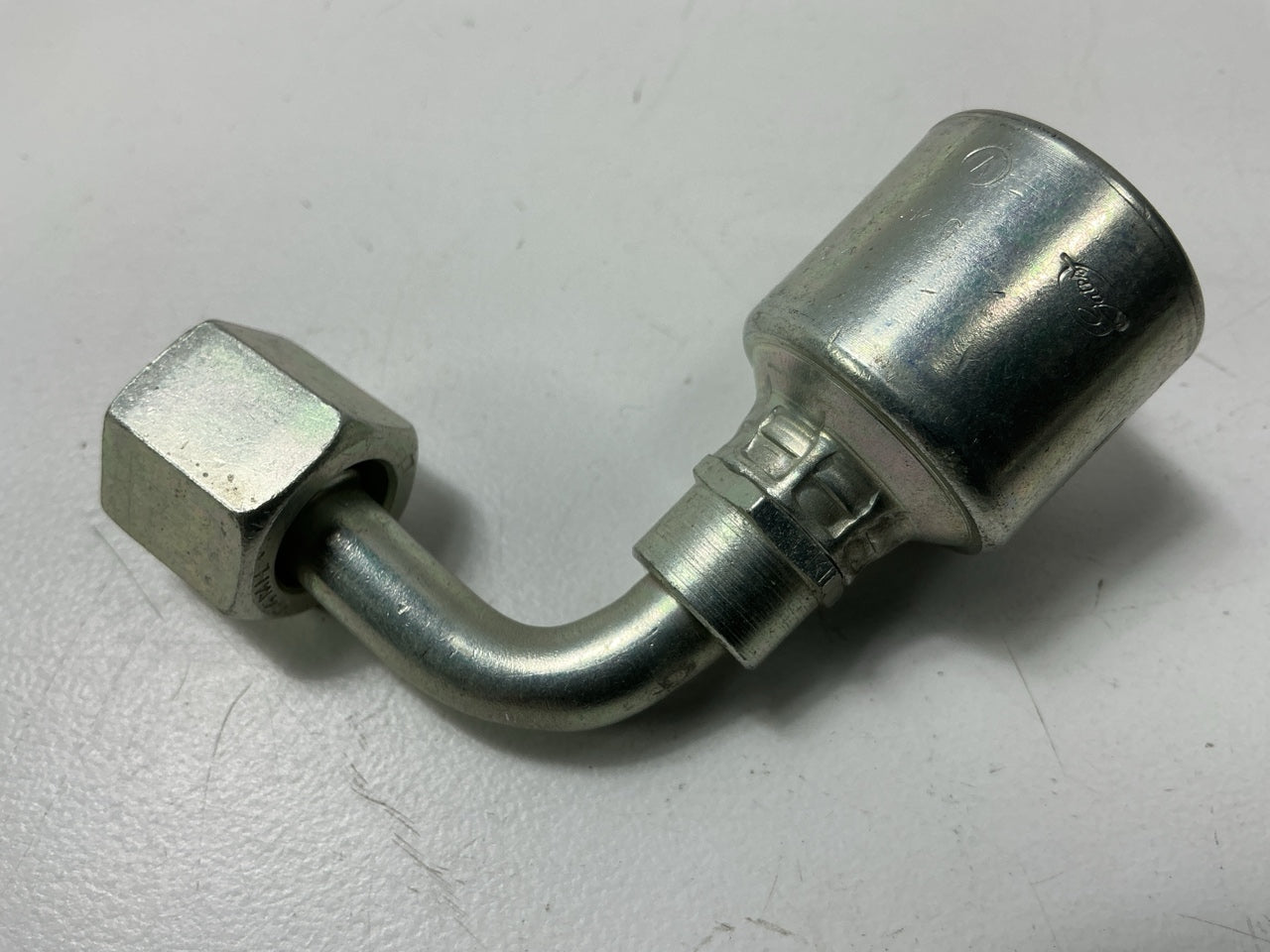 UNBAGGED Gates G25240-0404 Female Flat-Face O-Ring Swivel 90 Bent Tube Fitting