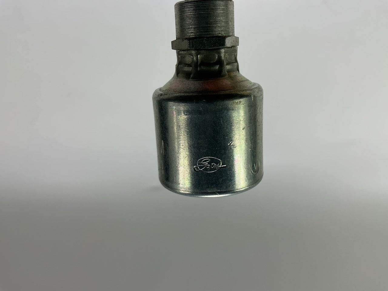 UNBAGGED Gates G25240-0404 Female Flat-Face O-Ring Swivel 90 Bent Tube Fitting