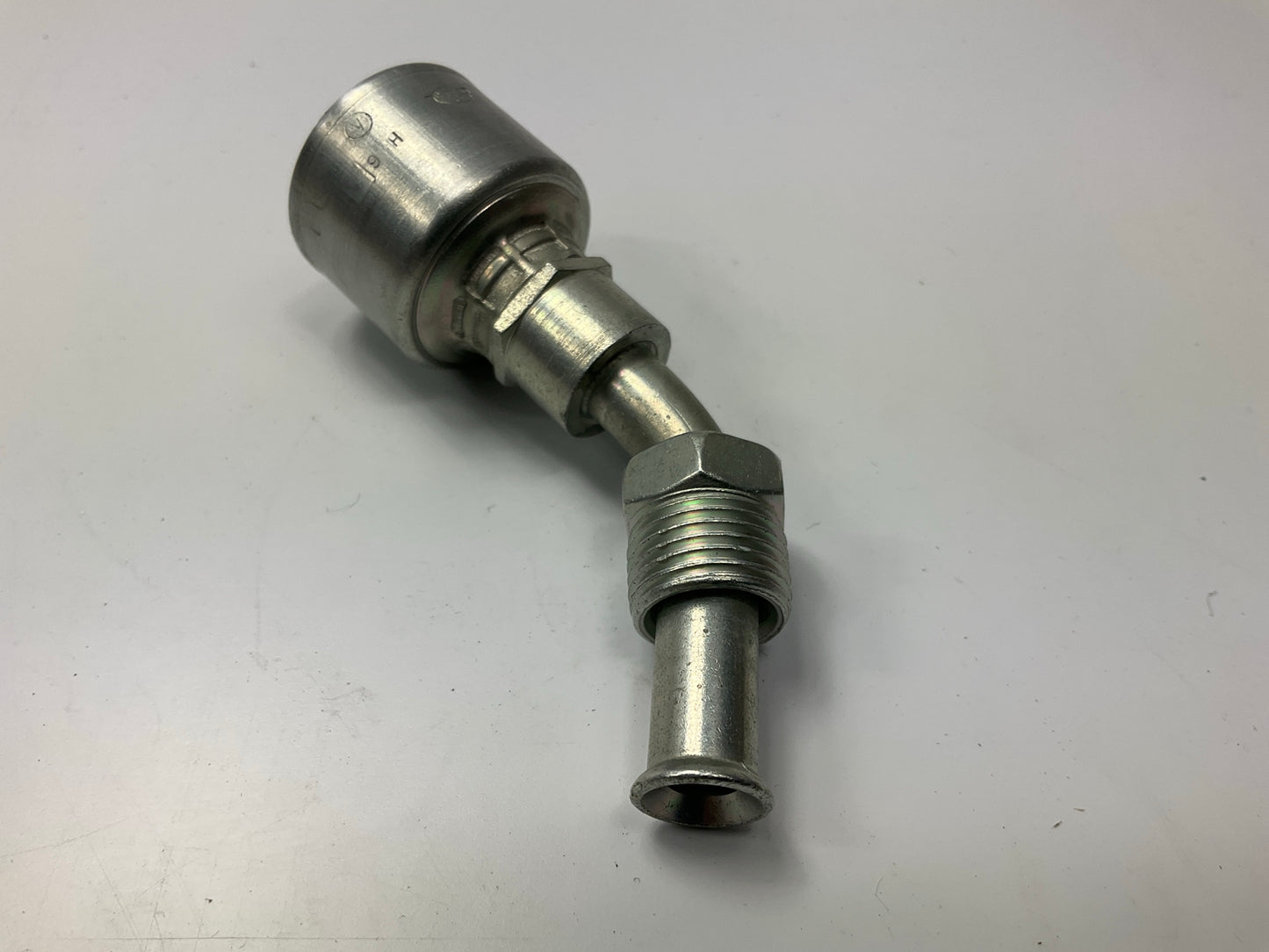 NEW - G25502-0606 45° Tube SAE Male Inverted Swivel Hydraulic Fitting, 3/8''