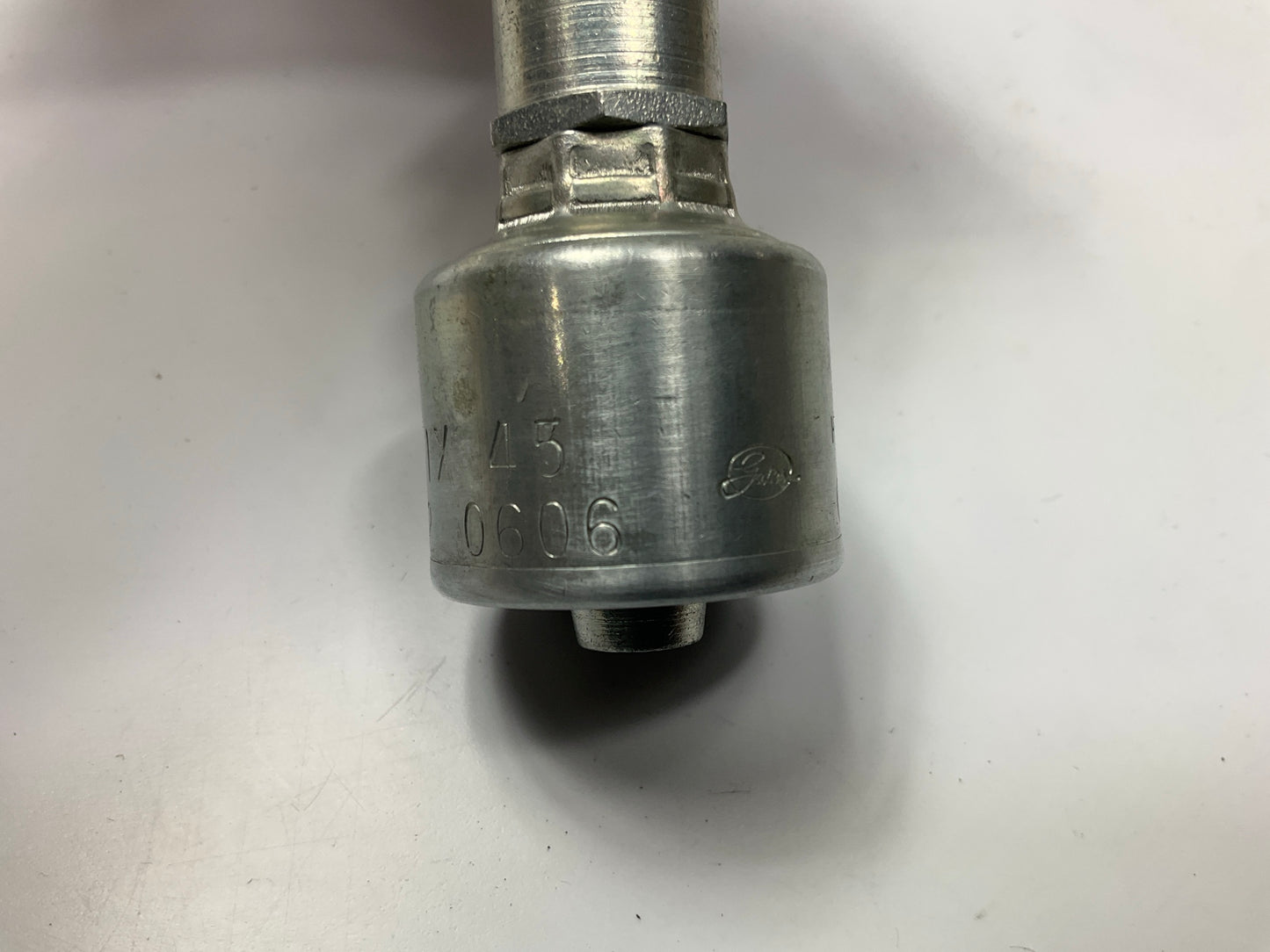 NEW - G25502-0606 45° Tube SAE Male Inverted Swivel Hydraulic Fitting, 3/8''