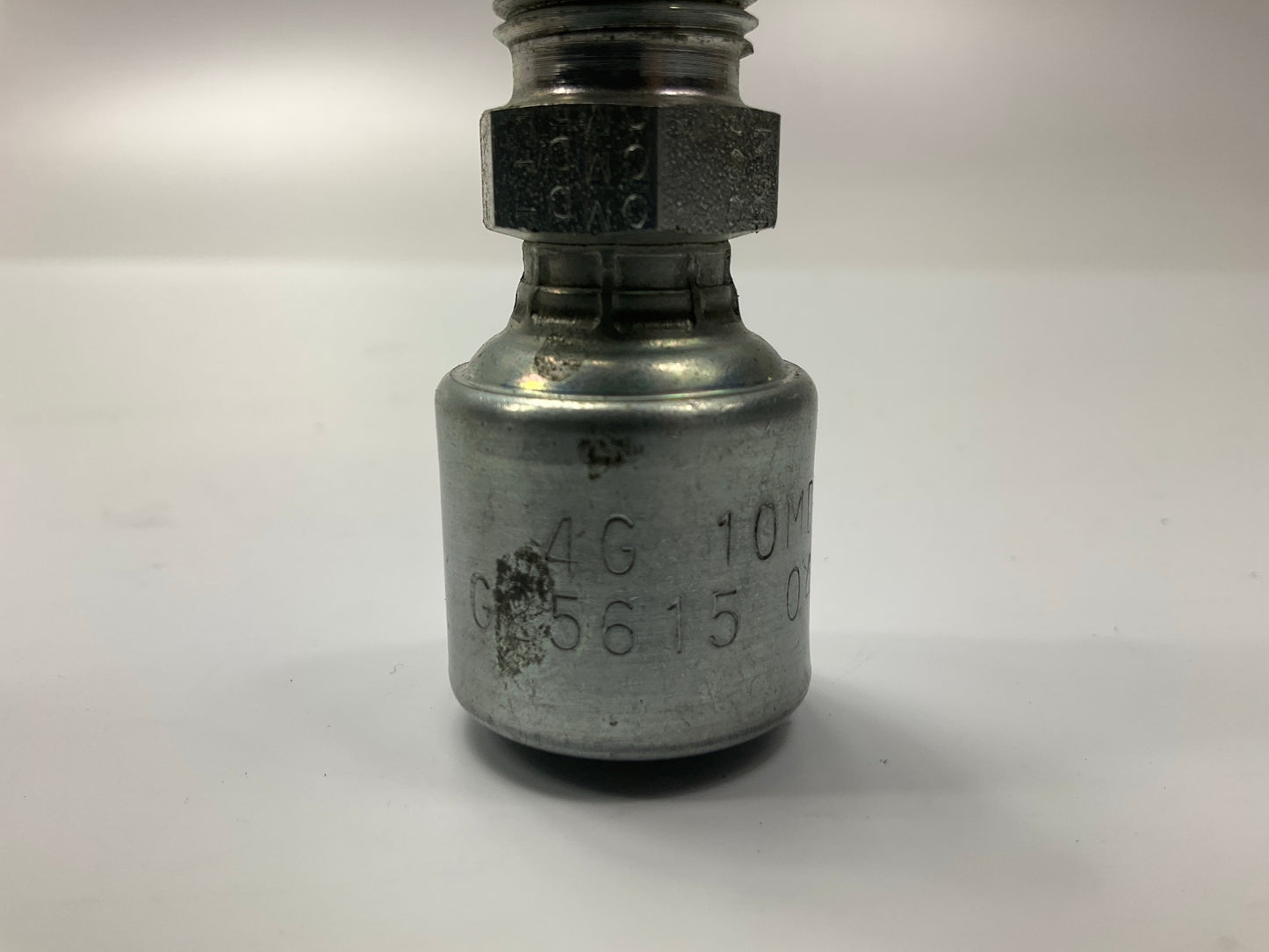 NEW - G25615-0410 Male DIN 24° Cone Hydraulic Fitting, 1/4'' - 4G-10MDL
