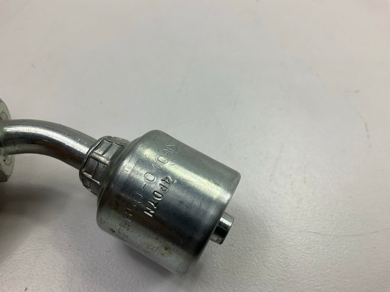 NEW - G25650-0408 45° Tube Female DIN 24° Cone Swivel Hydraulic Fitting, 1/4''