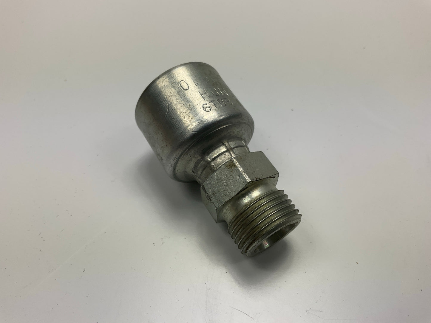 NEW - G25715-0610 Male DIN 24° Cone Hydraulic Fitting, 3/8'' Hose - 6G-10MDH