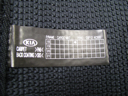 NEW UNBOXED Rear Black Carpet Cargo Floor Mat OEM For 18-20 Kia Niro G5F12AC900