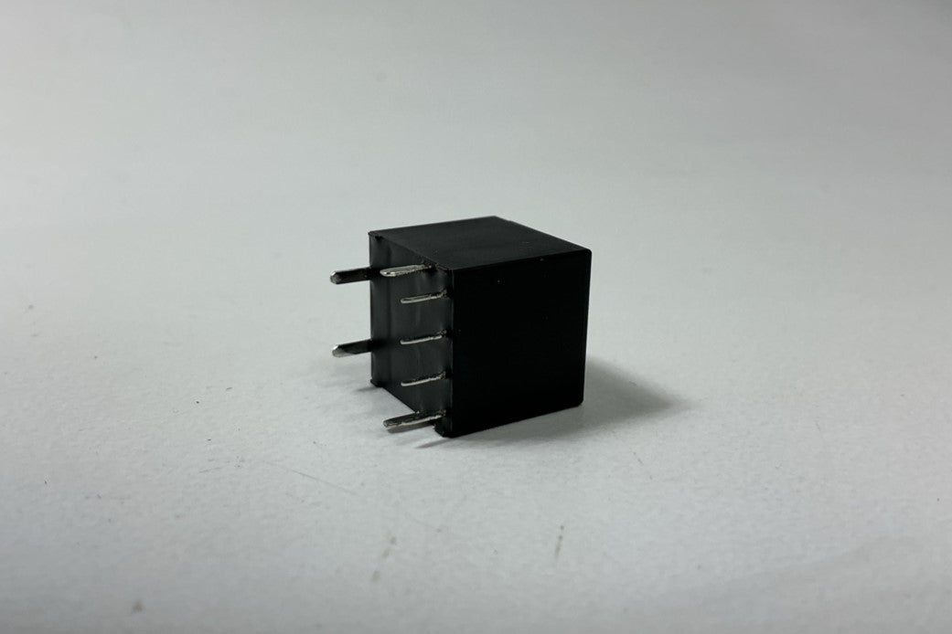 NEW - OUT OF BOX G8ND-2 OMRON Relay 12VDC 12 Volt 8 Pin - MADE IN JAPAN