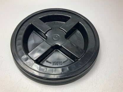 NEW UNBOXED - Grit Guard 5 Gallon Bucket  Car-Wash System, Prevent Scratches