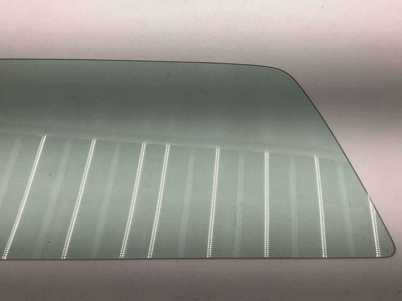 PPG 1976-1987 GMC & Chevrolet C/K- Series R/V- Series Back Glass