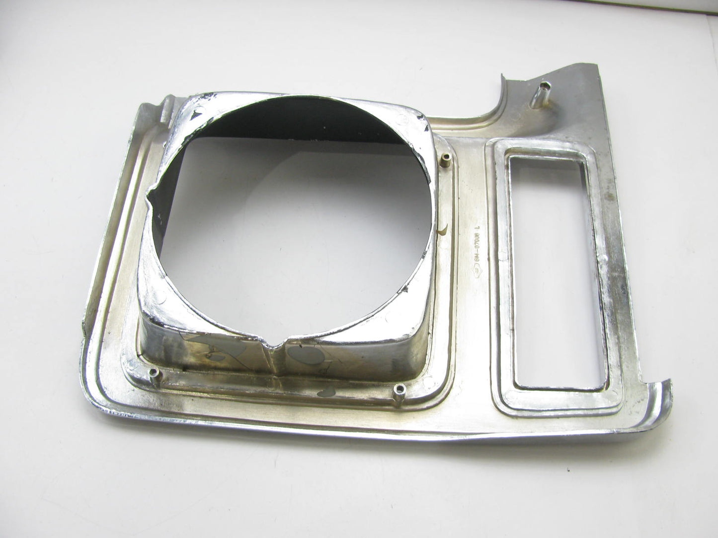 NEW AFTERMARKET Left Drivers Side Headlight Door Bezel 1979-1980 Chevy GMC Truck