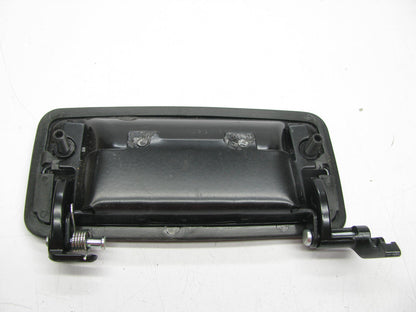 Front Left Exterior Door Handle   GM1310109