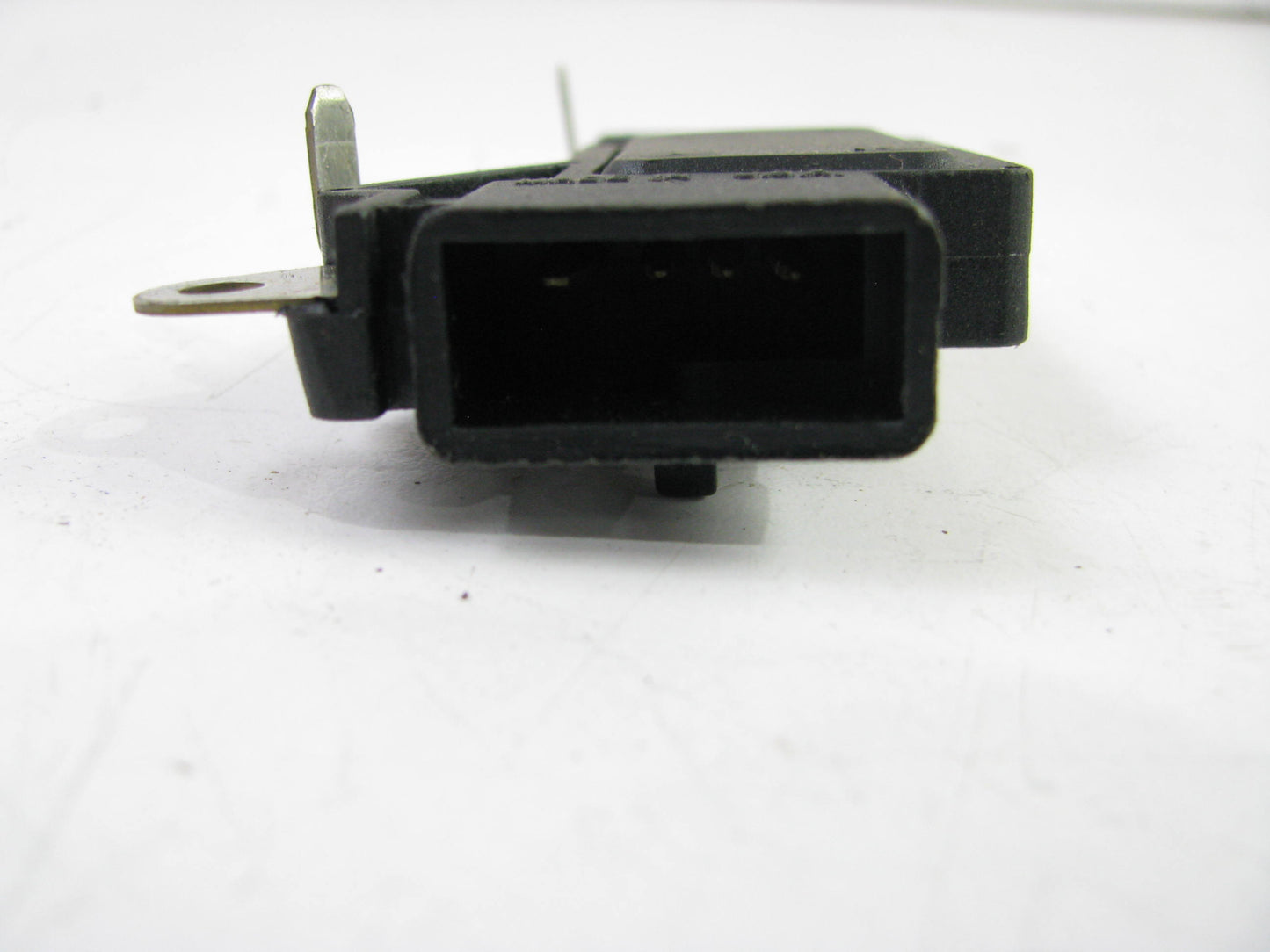 NEW - OUT OF BOX GMA-03-1 Alternator Voltage Regulator