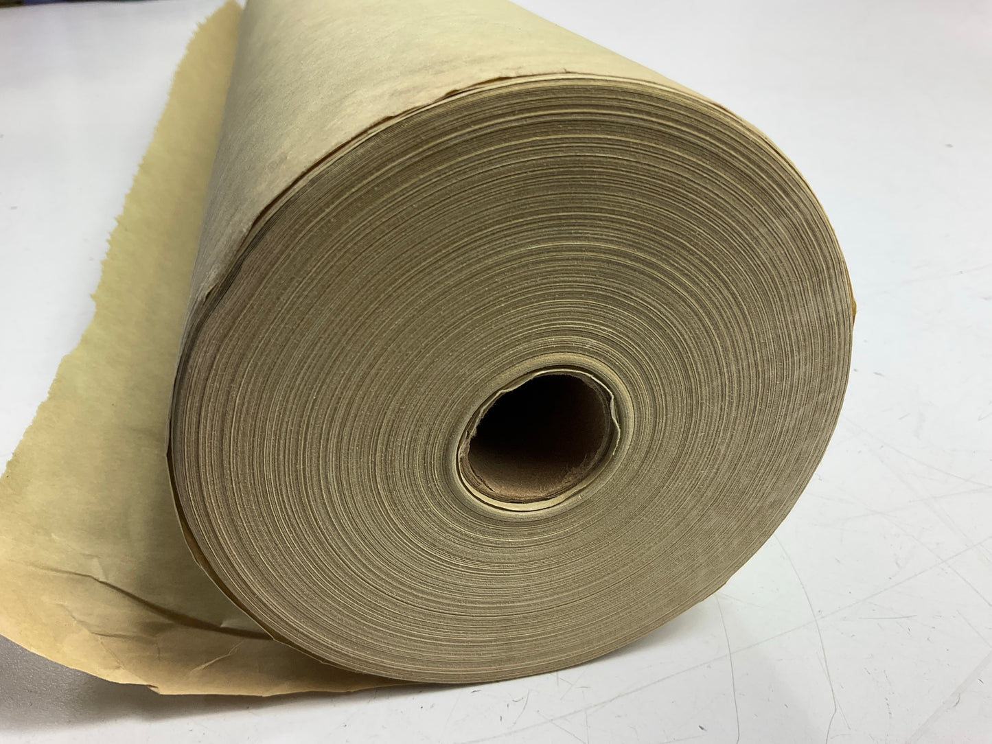 GR35D36 36 Inch X 500 Feet Green Masking Paper For Body Shop