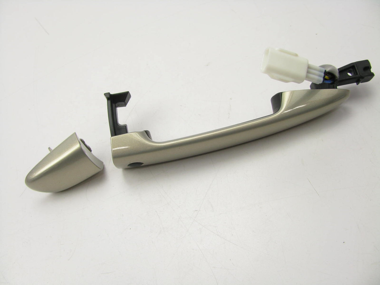 NEW OUT OF BOX FRONT RIGHT Exterior Door Handle SMOKE STONE OEM 09-10 Mazda 6