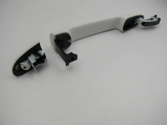 NEW - OUT OF BOX - OEM 2009-2010 Mazda 6 Front Right Exterior Door Handle WHITE