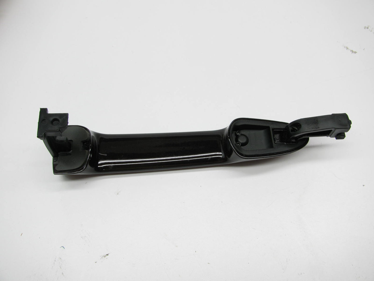 NEW - OUT OF BOX GS3N-73-410A-60 Front Left Door Handle 2009-2010 Mazda 6