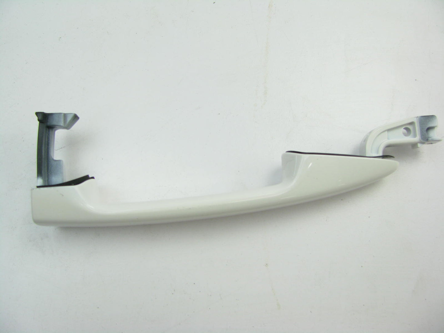 NEW - OUT OF BOX OEM GS3N-73-410A-UK Front Left Door Handle 2009-2010 Mazda 6