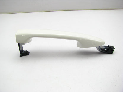 NEW - OEM OUT OF BOX - FRONT Right Passengers Side Exterior Door Handle WHITE