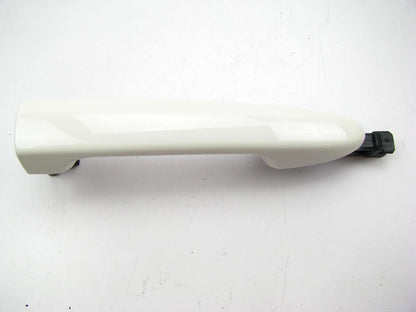 NEW - OEM OUT OF BOX - FRONT Right Passengers Side Exterior Door Handle WHITE