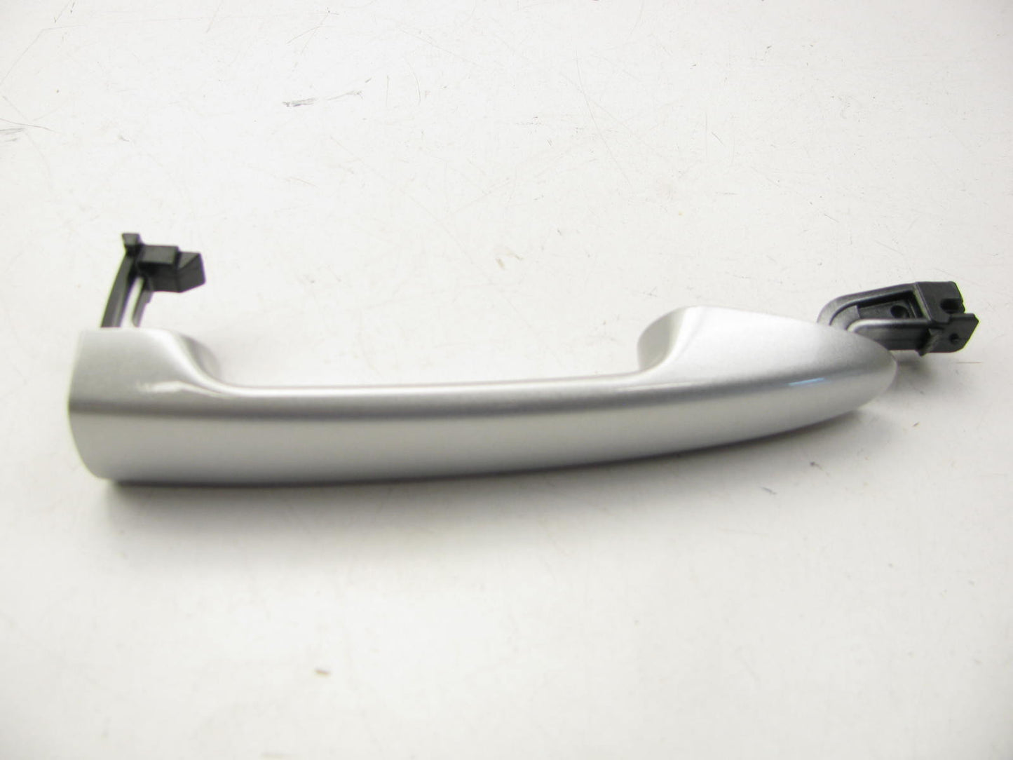 NEW OEM OUT OF BOX LEFT Exterior Door Handle 09-13 Mazda 6 GSRC6808293 Silver