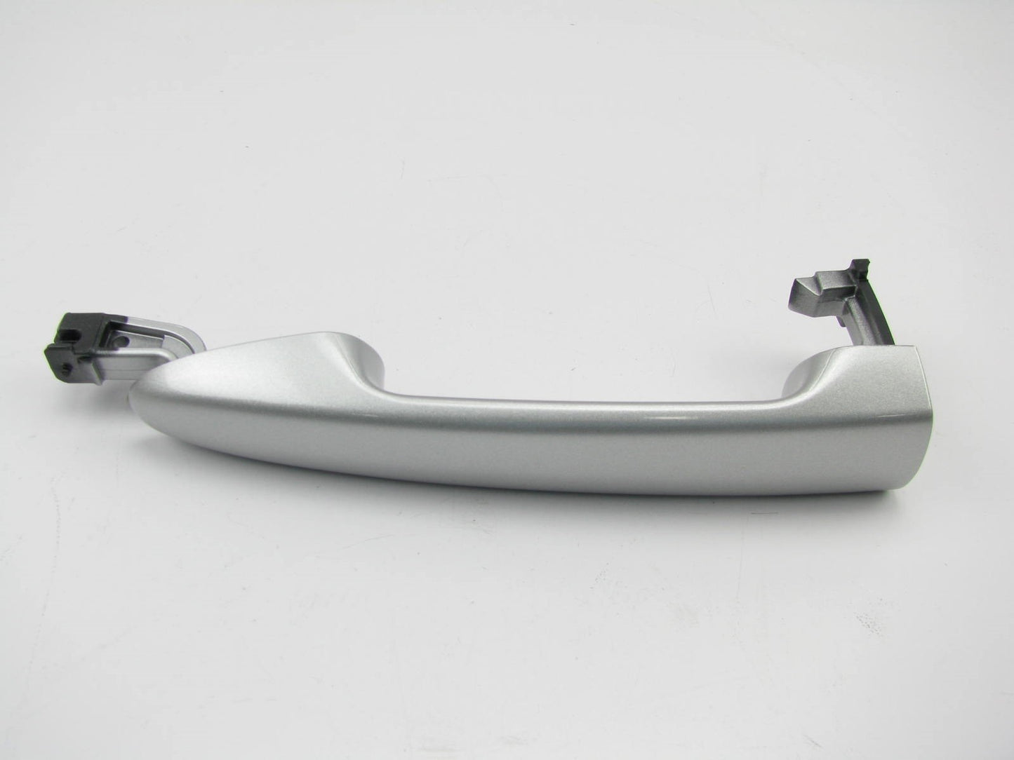 NEW - OUT OF BOX FRONT RIGHT Door Handle BRILLIANT SILVER For 2009-2013 Mazda 6