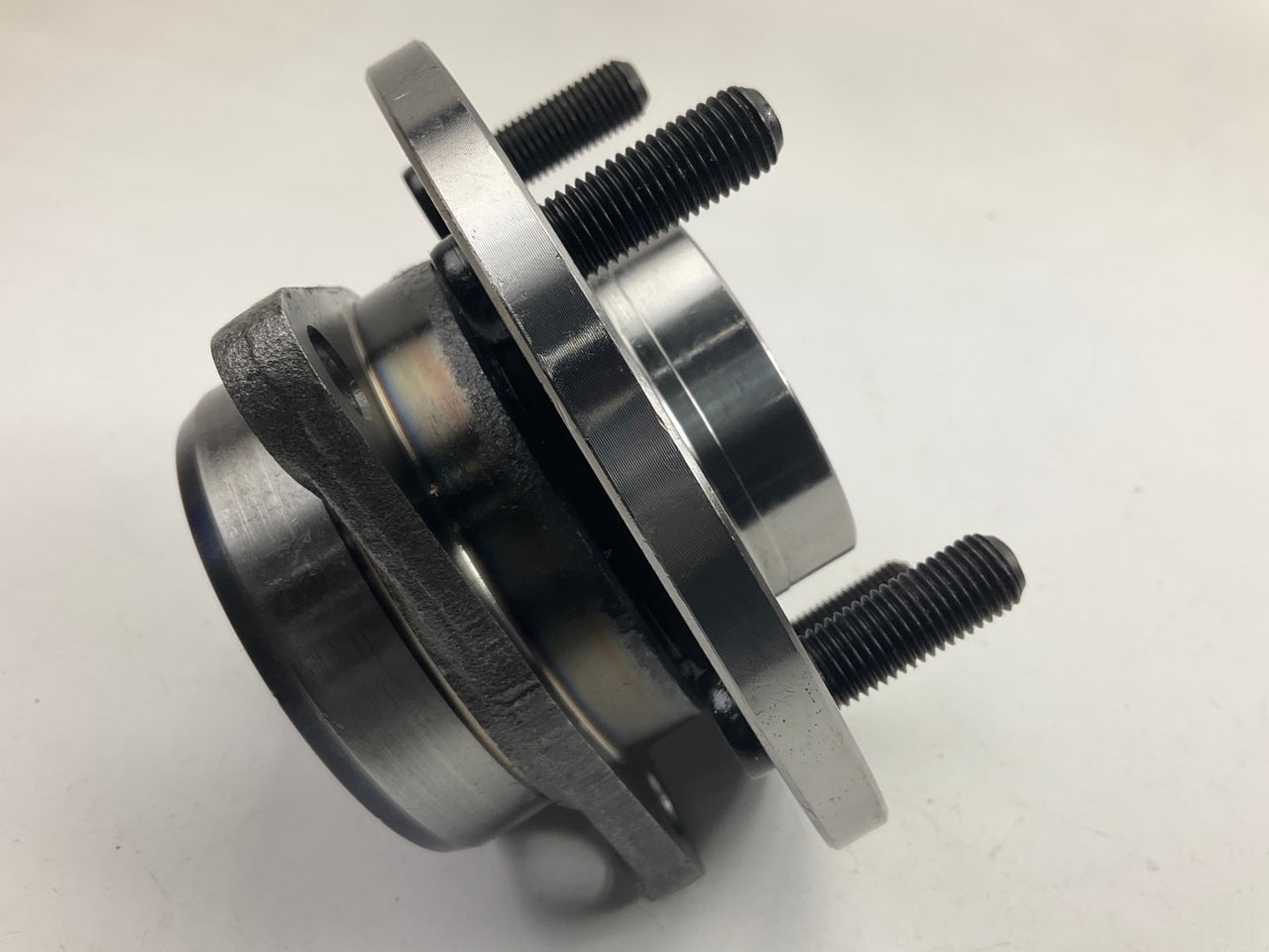 NEW - UNBOXED HA513016K Axle Bearing And Hub Assembly, Front
