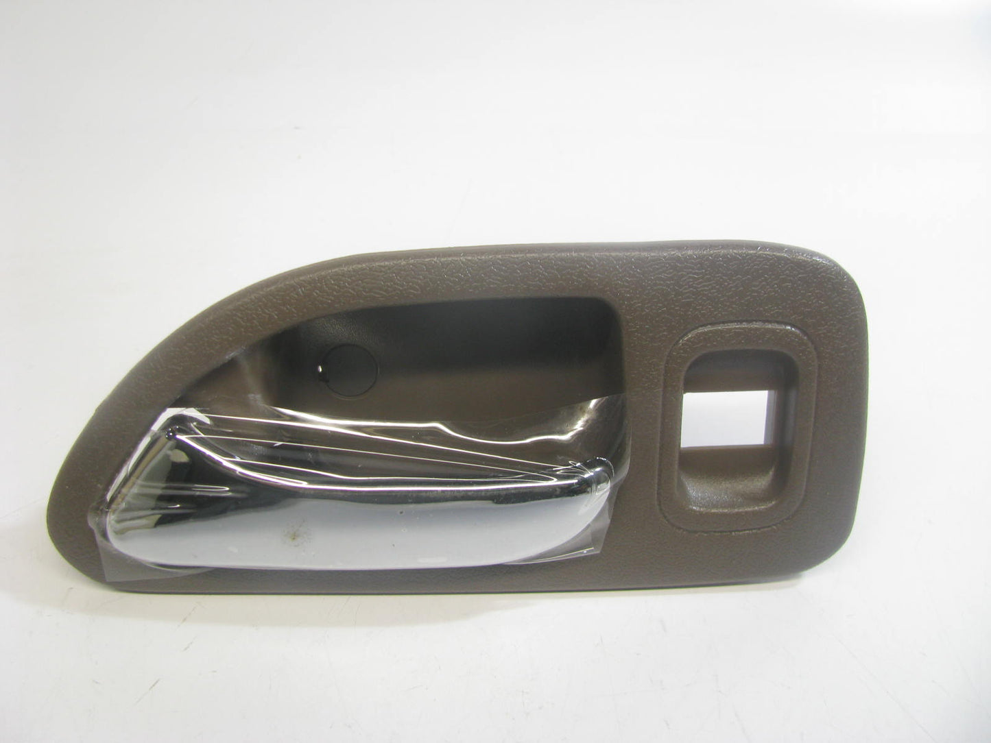 NEW - OUT OF BOX HD-IH016DL Rear Left Interior Door Handle 1994-97 Honda Accord