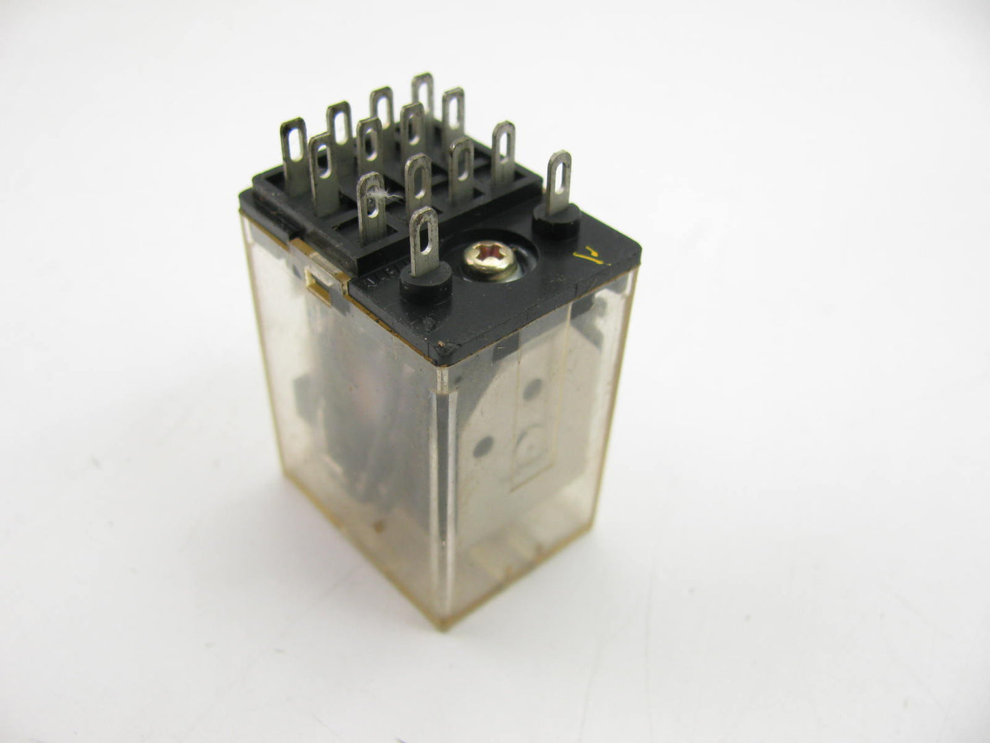 NEW UNBOXED Fuji HH54PW Relay 24V, 14 Pins