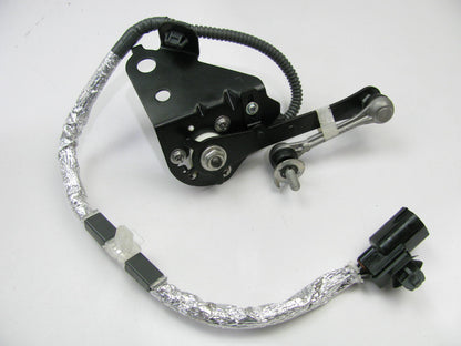NEW - OUT OF BOX Genuine AISIN HST-041 Suspension Ride Height Sensor Rear Left