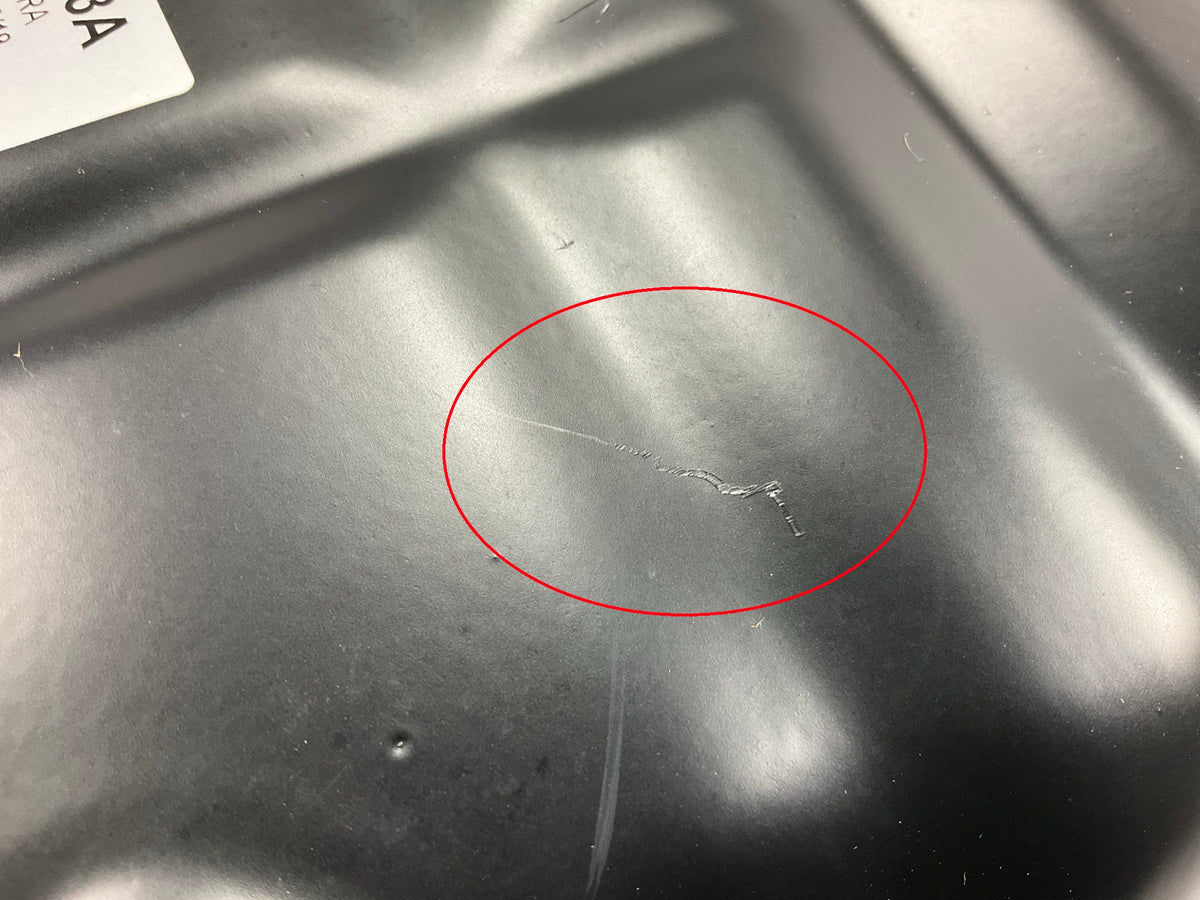 HAS SCRATCHES - SEE PHOTOS - NEW UNBOXED Spectra HYP23A Engine Oil Pan