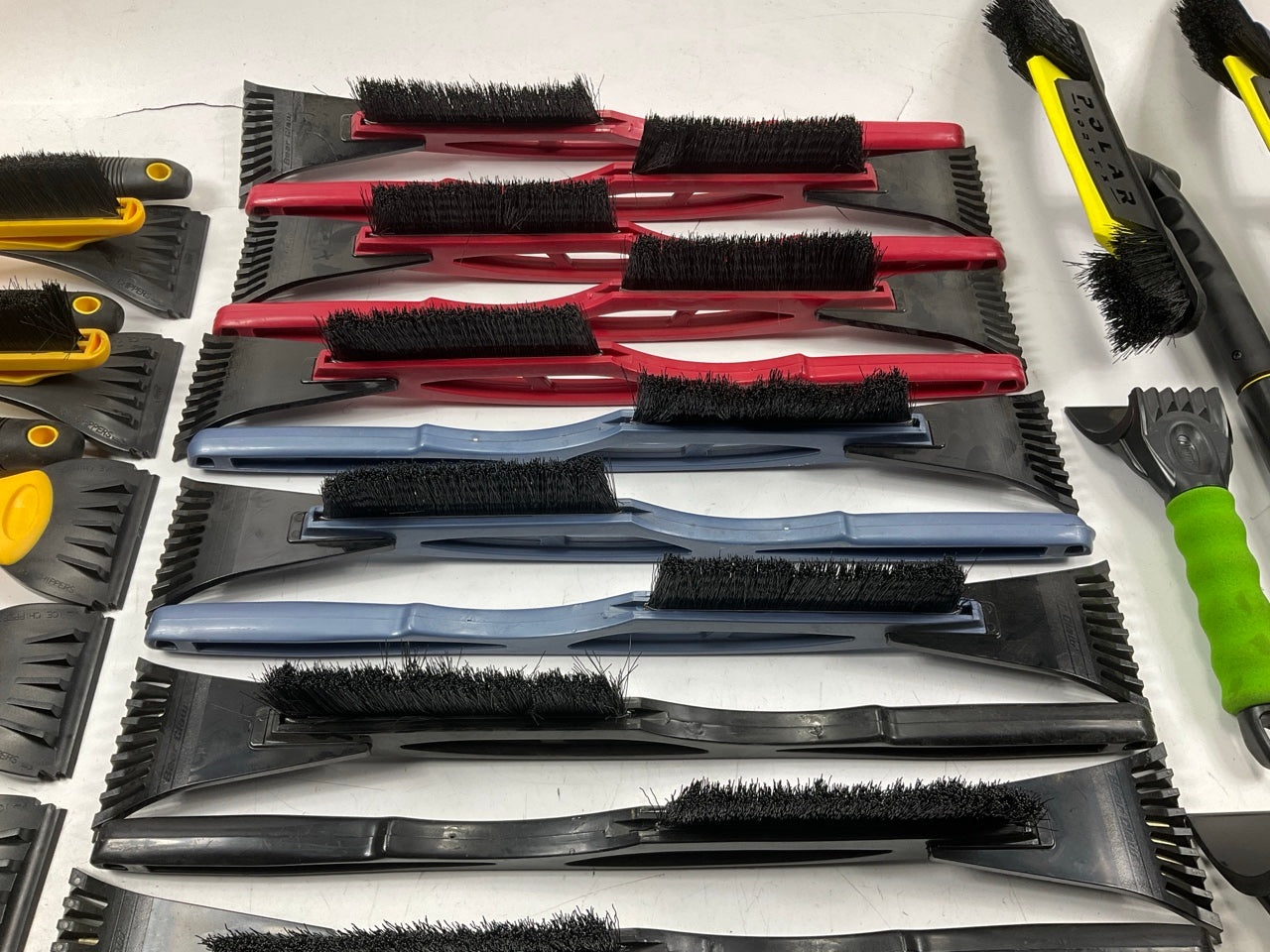 40 Assorted Mixed Ice Scrapers & Snow Broom Brushes - ICE SCRAPER Lot #10
