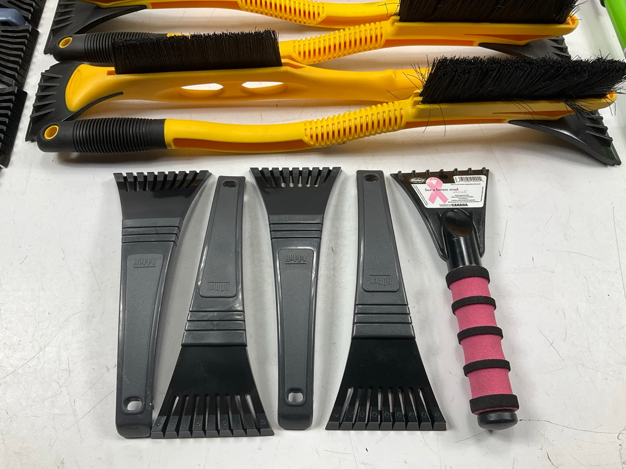 35 Assorted Mixed Ice Scrapers & Snow Broom Brushes - ICE SCRAPER Lot #11