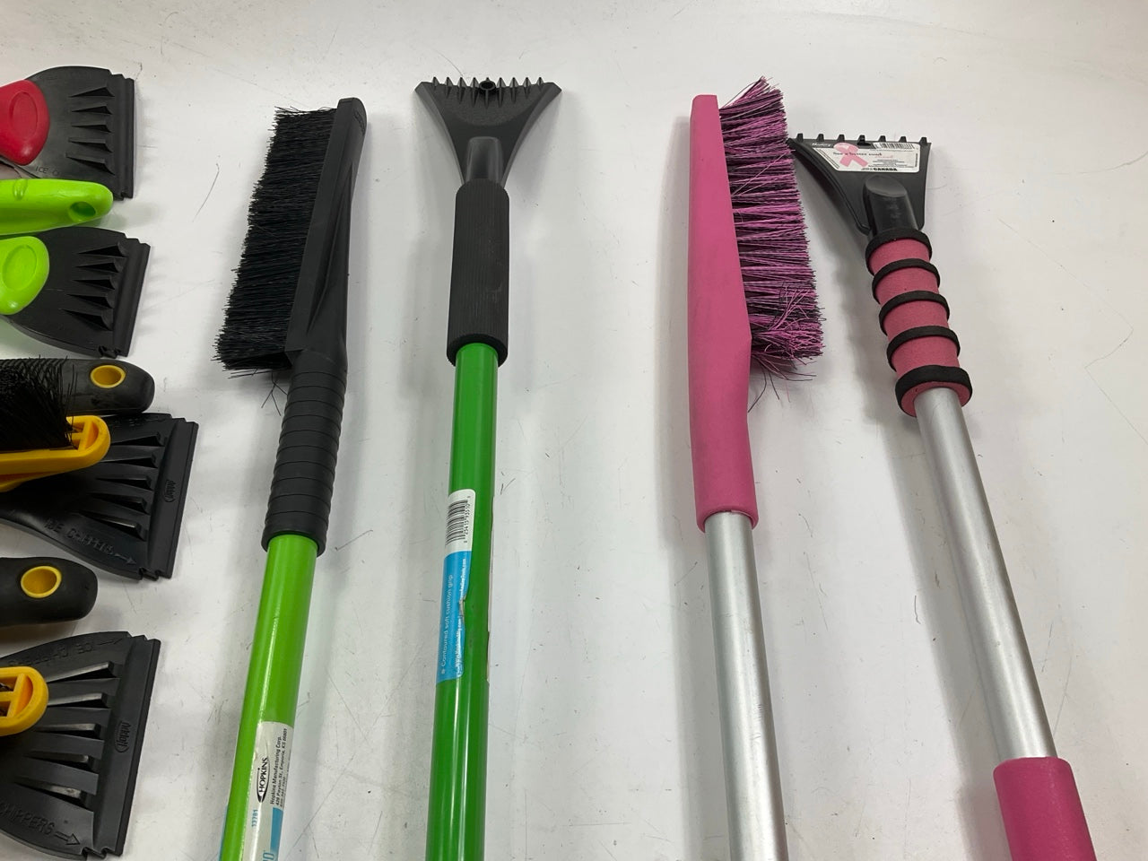 35 Assorted Mixed Ice Scrapers & Snow Broom Brushes - ICE SCRAPER Lot #11