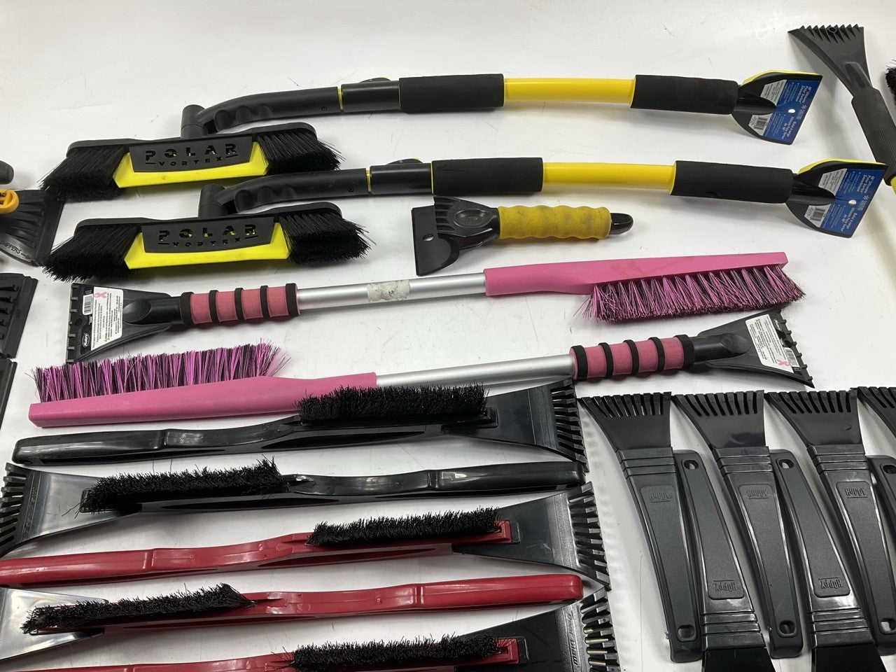 35 Assorted Mixed Ice Scrapers & Snow Broom Brushes - ICE SCRAPER Lot #12