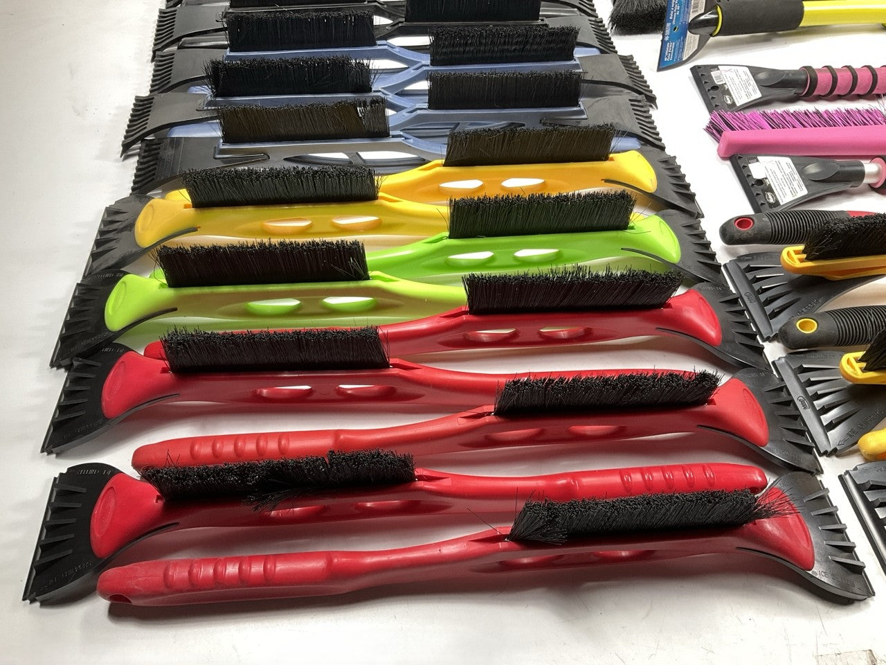 40 Assorted Mixed Ice Scrapers & Snow Broom Brushes - ICE SCRAPER Lot #14