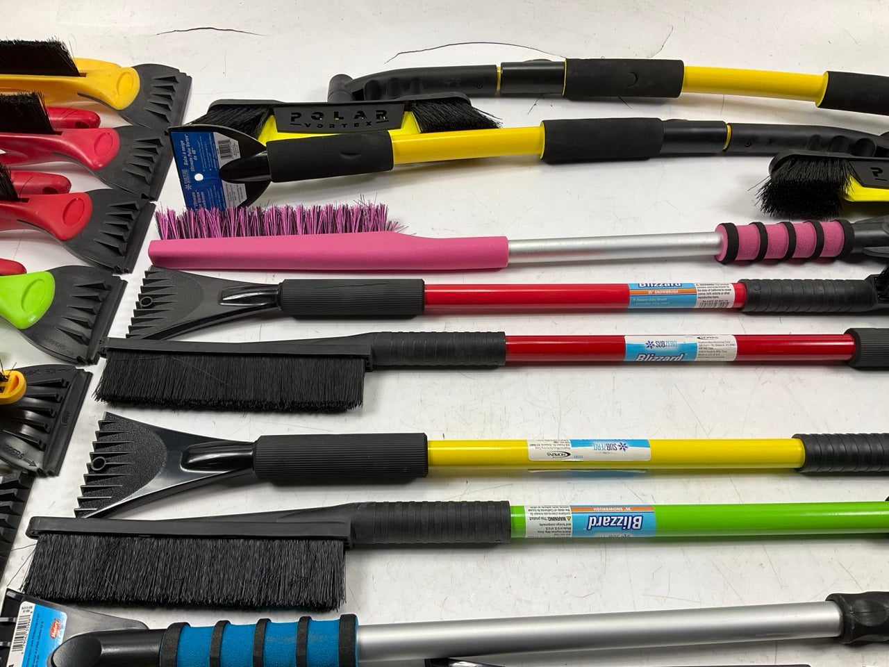 35 Assorted Mixed Ice Scrapers & Snow Broom Brushes - ICE SCRAPER Lot #15