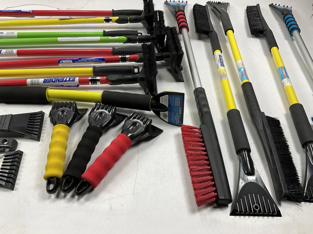 39 Assorted Mixed Ice Scrapers & Snow Broom Brushes - ICE SCRAPER Lot #16