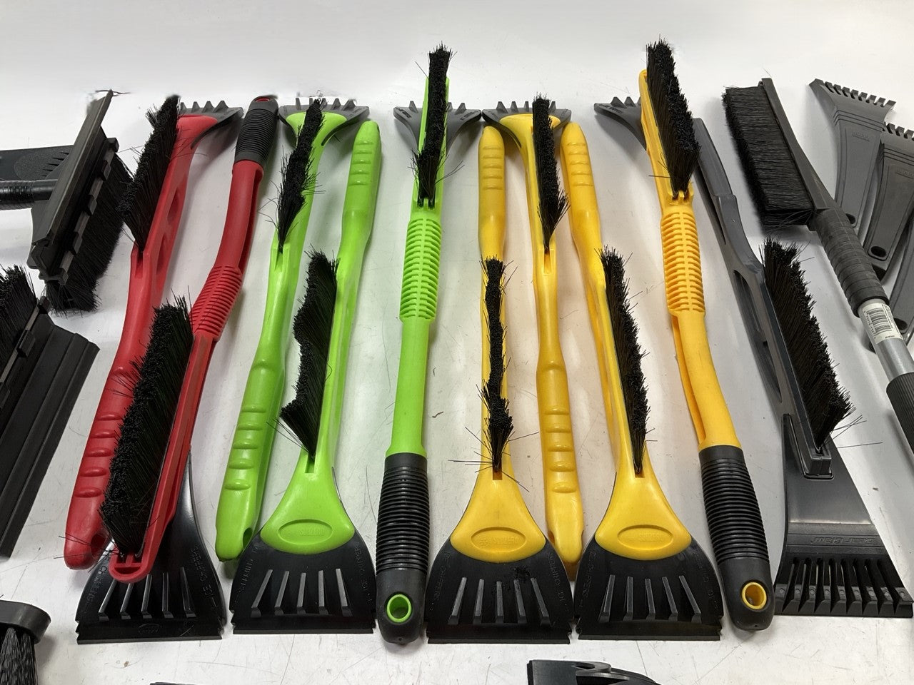 30 Pcs -  Assorted Mixed Ice Scraper & Snow Broom Brush - ICE SCRAPER Lot # 22