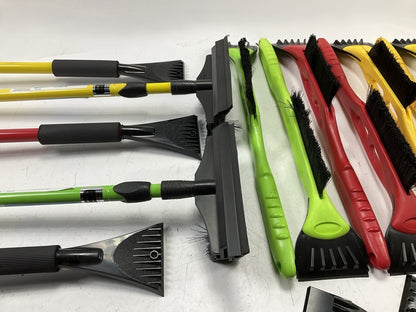 31 Pcs -  Assorted Mixed Ice Scraper & Snow Broom Brush - ICE SCRAPER Lot # 23