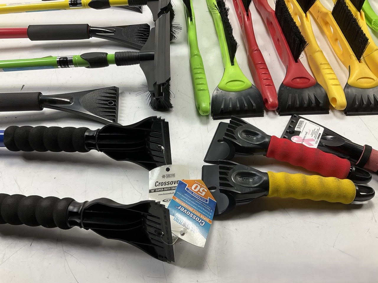 31 Pcs -  Assorted Mixed Ice Scraper & Snow Broom Brush - ICE SCRAPER Lot # 23