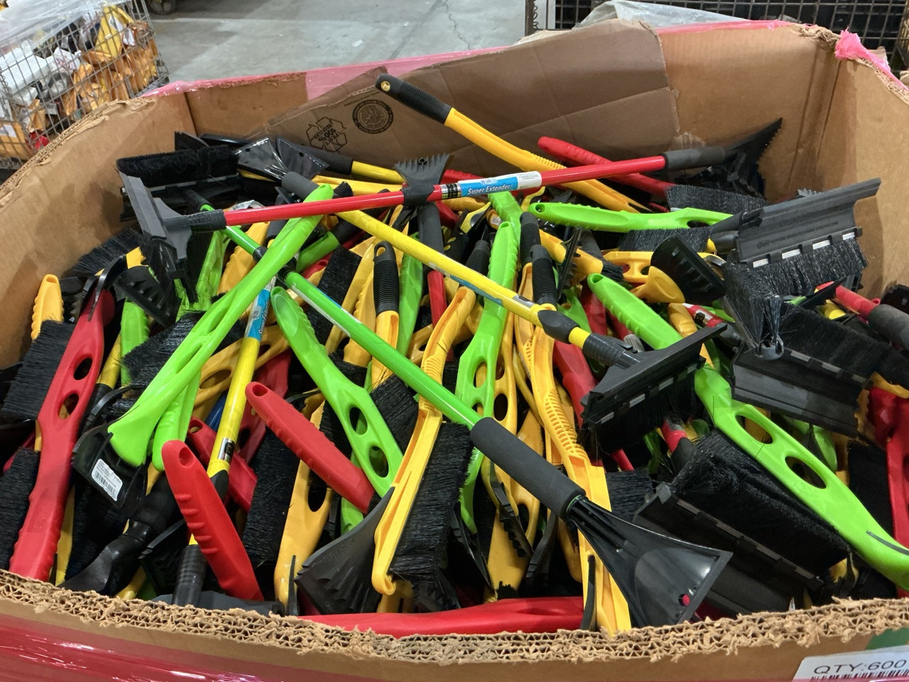 Wholesale Lot Pallet Of Car / Truck Ice Scrapers