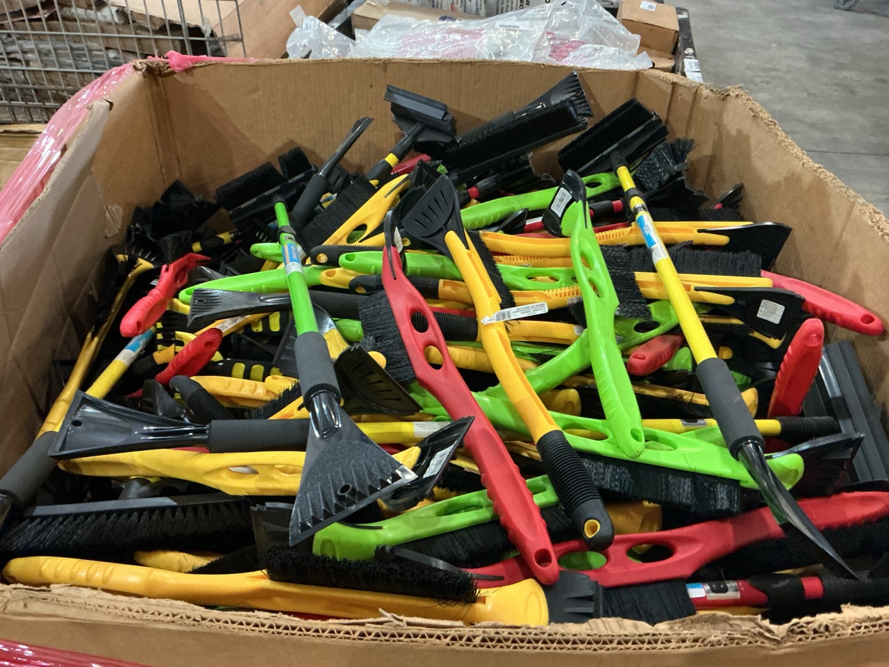 Wholesale Lot Pallet Of Car / Truck Ice Scrapers