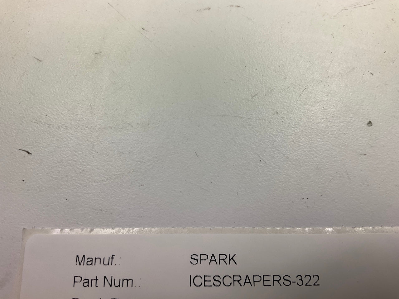 322 Pcs Total - Assorted Wholesale Mixed Ice Scrapers & Snow Brush Lot